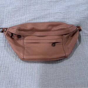 Parker Thatch Cross Your Heart Leather Sling -Butterscotch